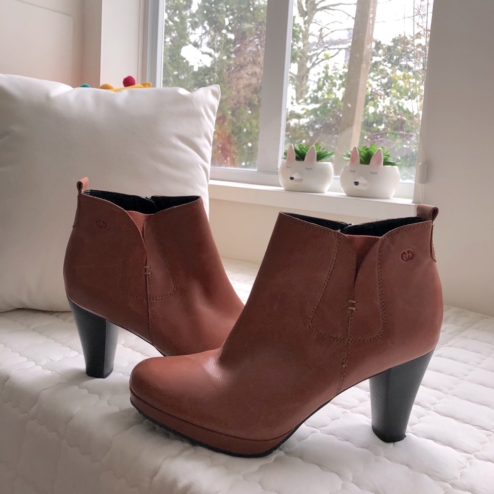 Winter boots